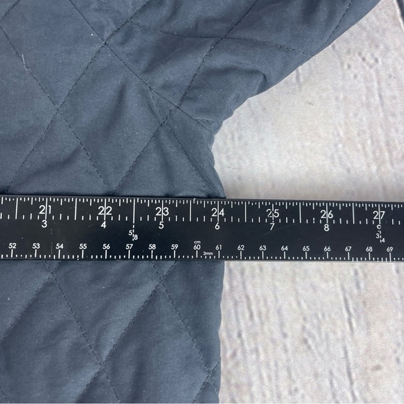 LL Bean Jacket Women's Large Blue Barn Coat Quilted Plaid Lining Y2K - Picture 9 of 10